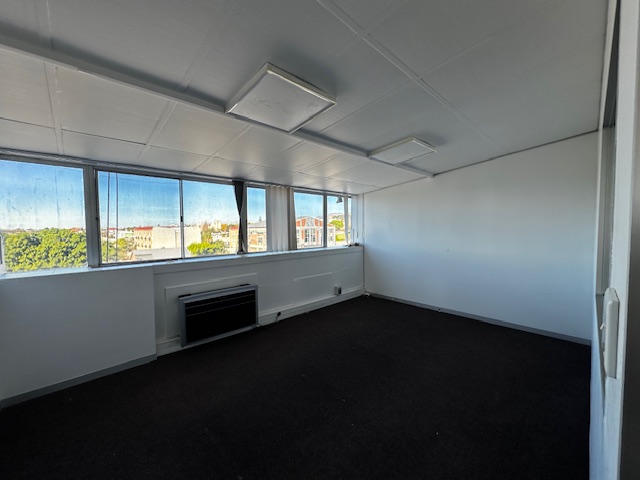To Let Commercial Property for Rent in Observatory Western Cape